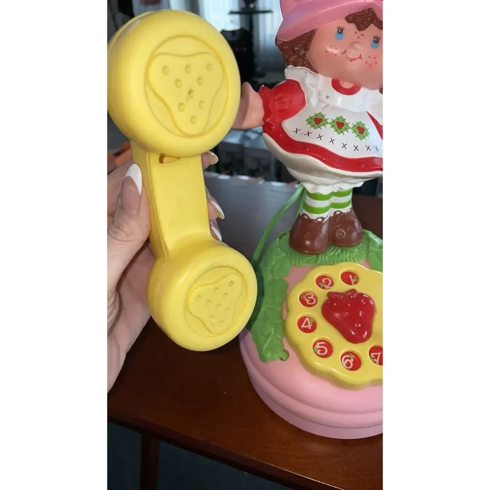 Very Rare Vintage Strawberry Shortcake Play Toy Phone – 1984 – Retro Rotary Dial